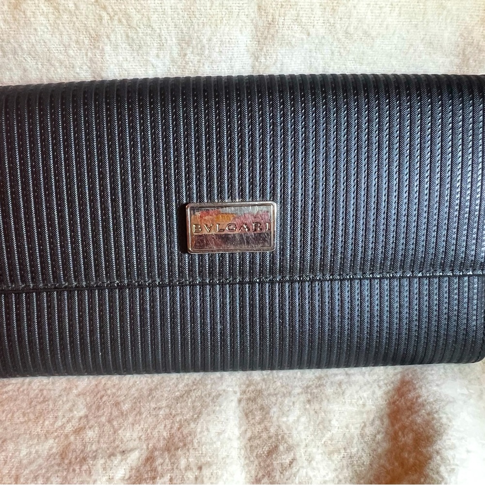 Bvlgari wallet. Preowned